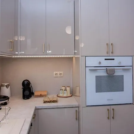 Maira House Apartman
