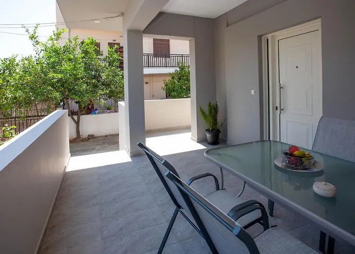 Maira House アパート *